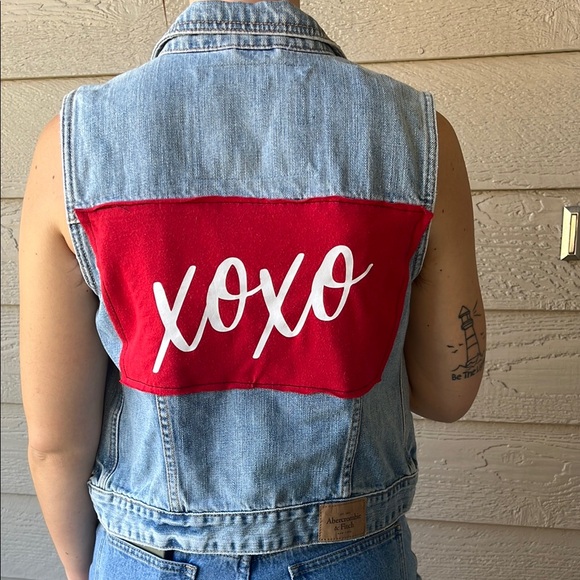 Abercrombie & Fitch Upcycled Denim Jean Vest Size X-small XS Handmade - Picture 1 of 4